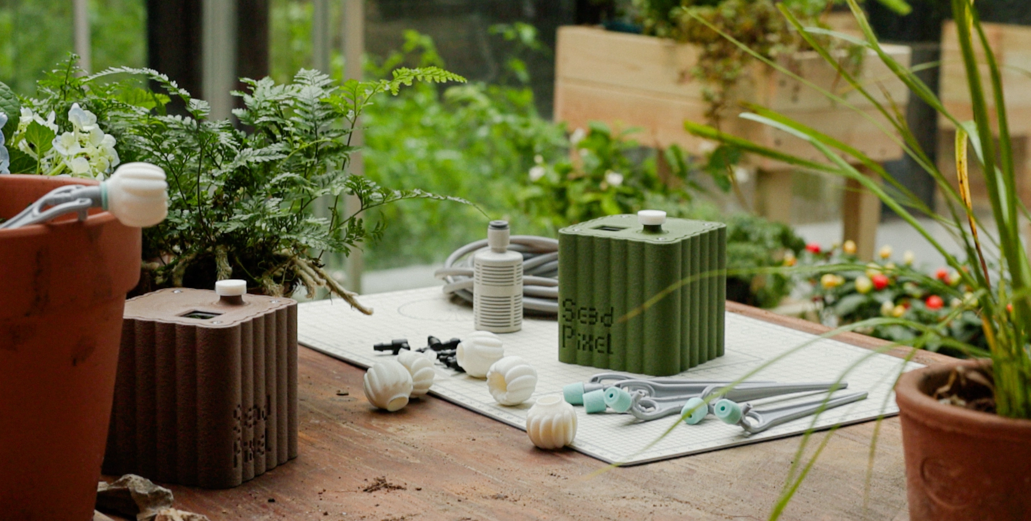 MP26-01 package and accessories on a garden table